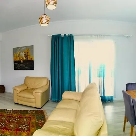 Ayakli Goel Evleri *